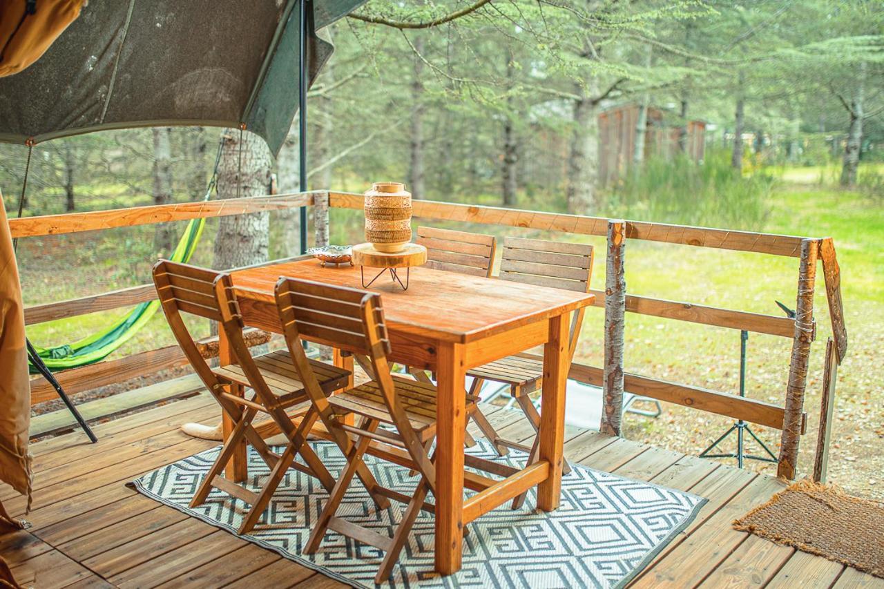 Domaine De La Vitarelle Glamping Villaniere Bagian luar foto