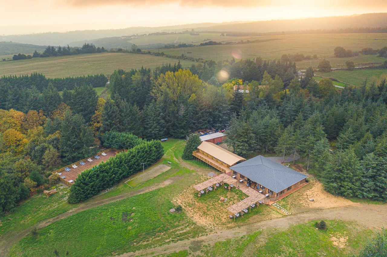Domaine De La Vitarelle Glamping Villaniere Bagian luar foto