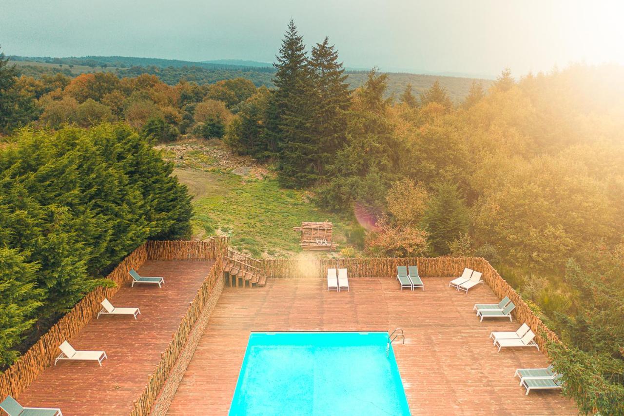 Domaine De La Vitarelle Glamping Villaniere Bagian luar foto