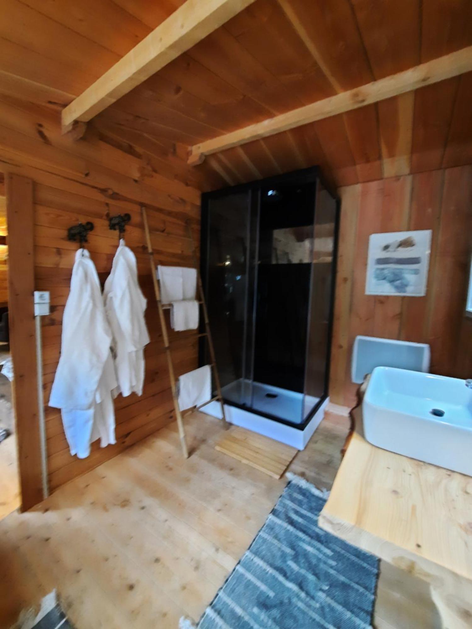 Domaine De La Vitarelle Glamping Villaniere Bagian luar foto